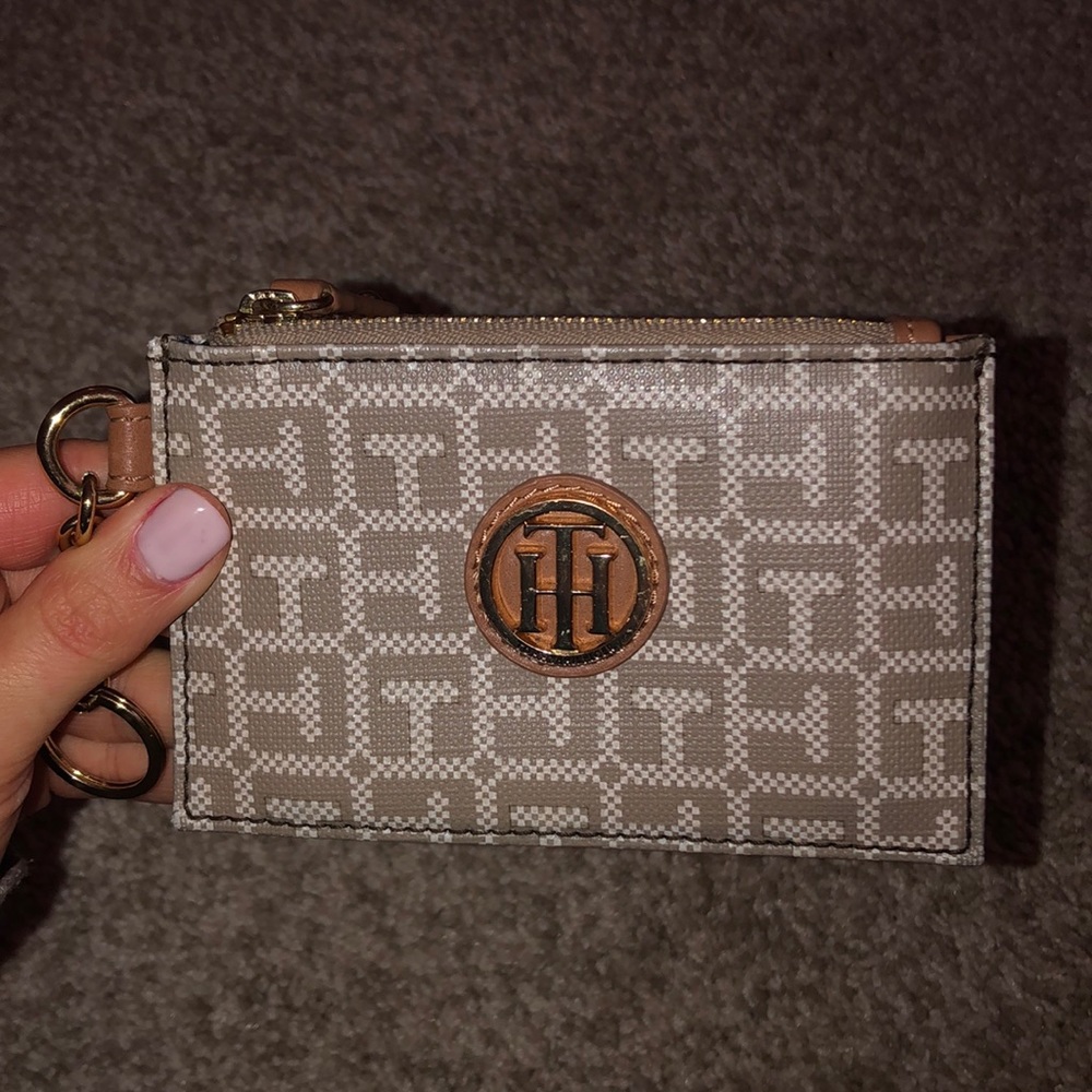 Tommy Hilfiger card holder.
